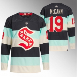 Men Seattle Kraken 19 Jared McCANN 2024 Deep Sea Blue Winter Classic Stitched Jersey