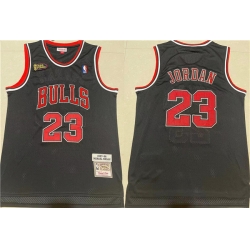 Men Chicago Bulls 23 Michael Jordan Black 1997 98 Throwback Stitched Jersey