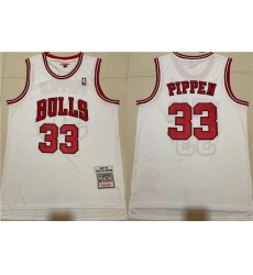 Men Chicago Bulls 33 Scottie Pippen 1997 98 White Throwback Stitched Jersey